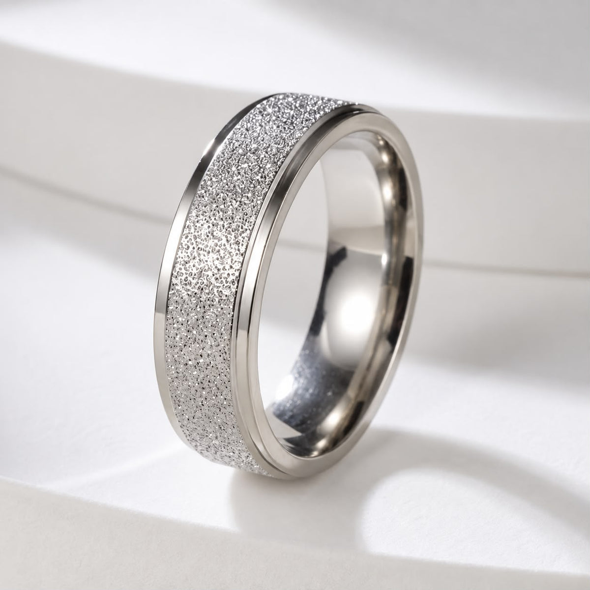 Anillo Silver Texture plateado con centro texturizado
