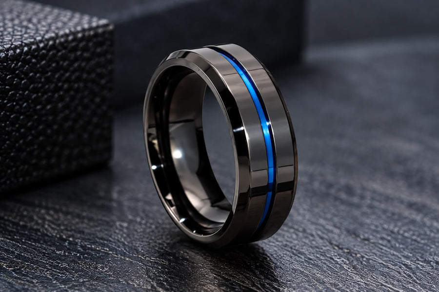 Anillo Blue Line Gunmetal negro pulido con línea azul