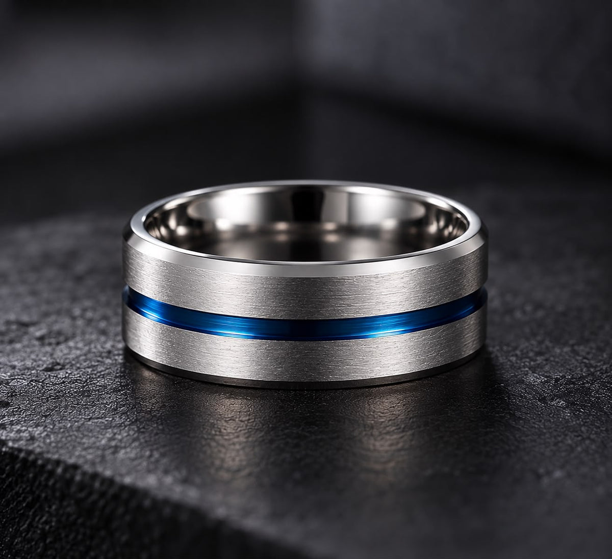 Detalle de la franja azul del anillo Blue Stripe